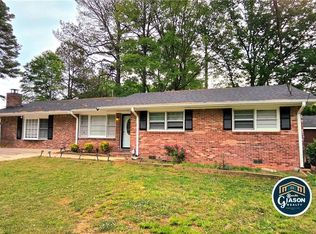 1227 Dove Ct, Morrow, GA 30260
