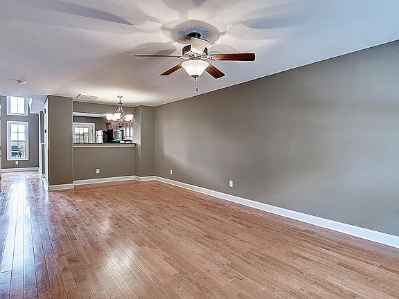 5th image of 321 Coldwater Dr #0