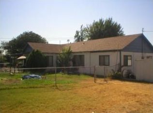 880 C St, Colton, CA 92324