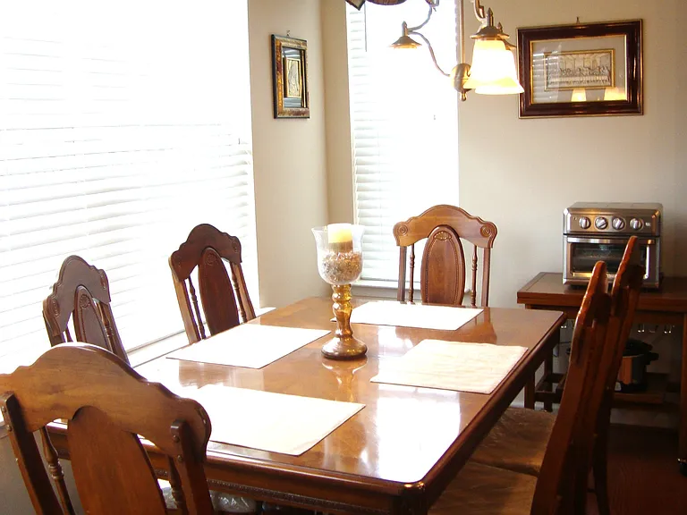 709 Valentine Ln — Photo 9