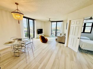 651 Okeechobee Blvd APT 702, West Palm Beach, FL 33401