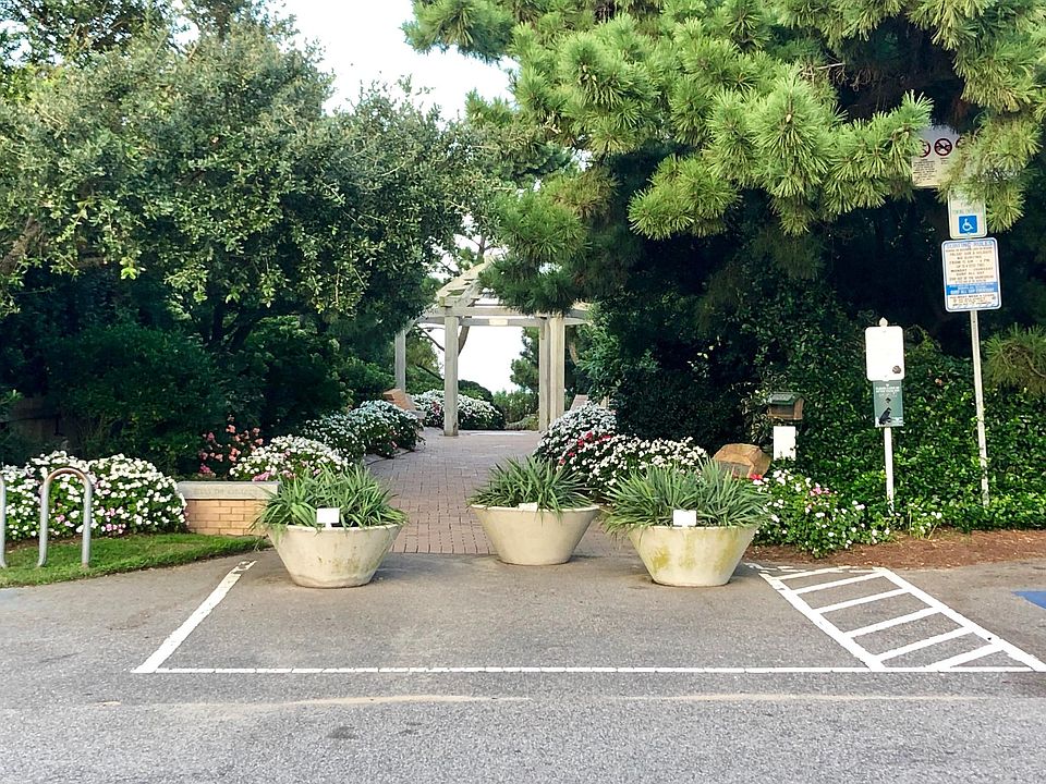 109 Bay Colony Dr, Virginia Beach, VA 23451 Zillow