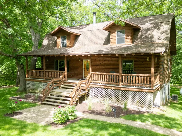 56 Catalina Dr, Putnam, IL 61560