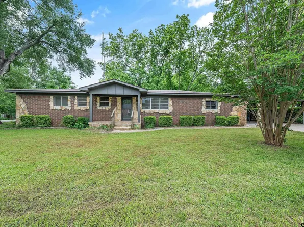 400 Wendy St, Lindale, TX 75771