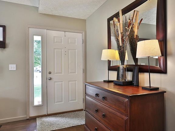 5th image of 8911 Sedona Ct