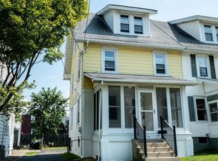 15 W Forestview Rd, Brookhaven, PA 19015