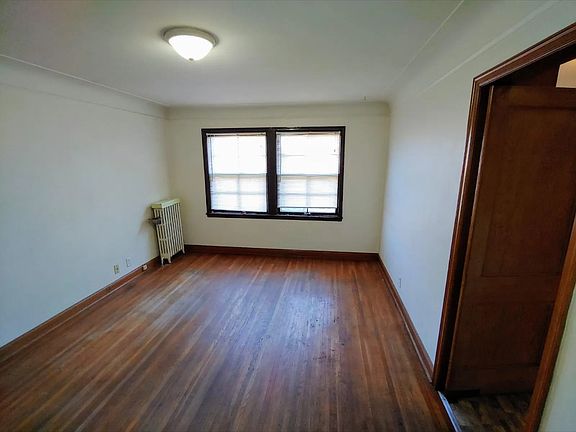 4th image of 1617 Sherburne Ave APT 4