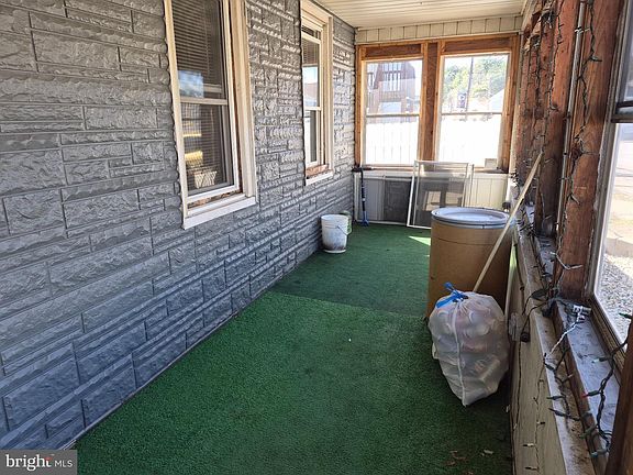 5th image of 2 Tamaqua St #4