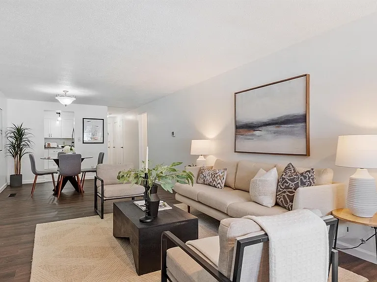 5 Elm St #1 — Photo 8