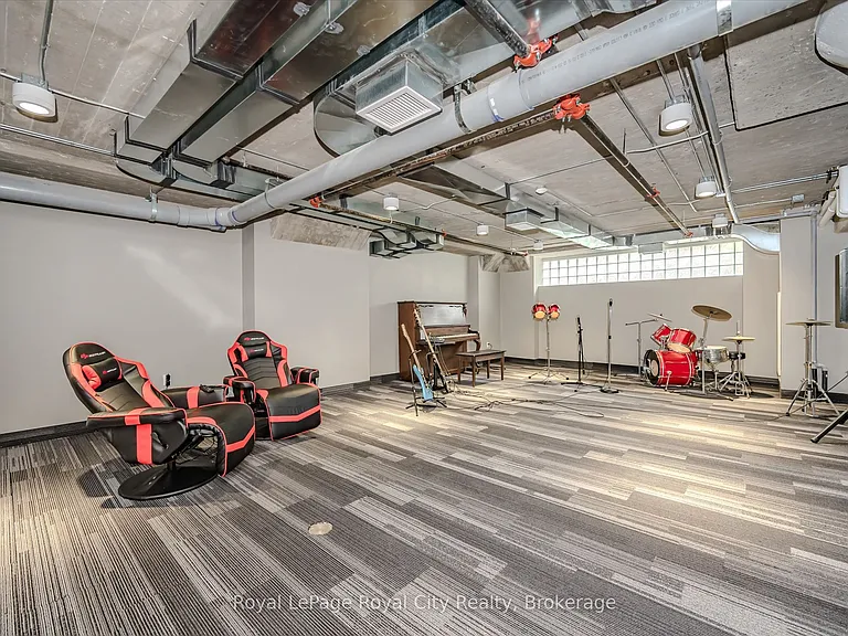 120 Huron St #115 — Photo 28