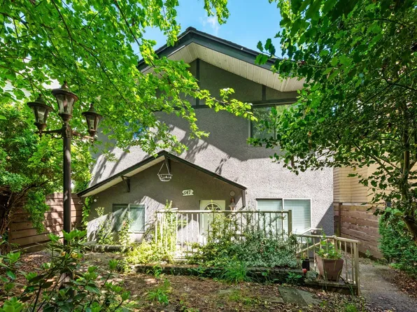 547 E 12th Ave, Vancouver, BC V5T 2H6