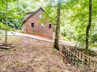 1306 Alpine Dr, Sautee Nacoochee, GA 30571