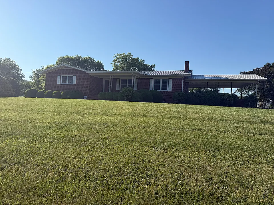 21800 State Highway 24/27