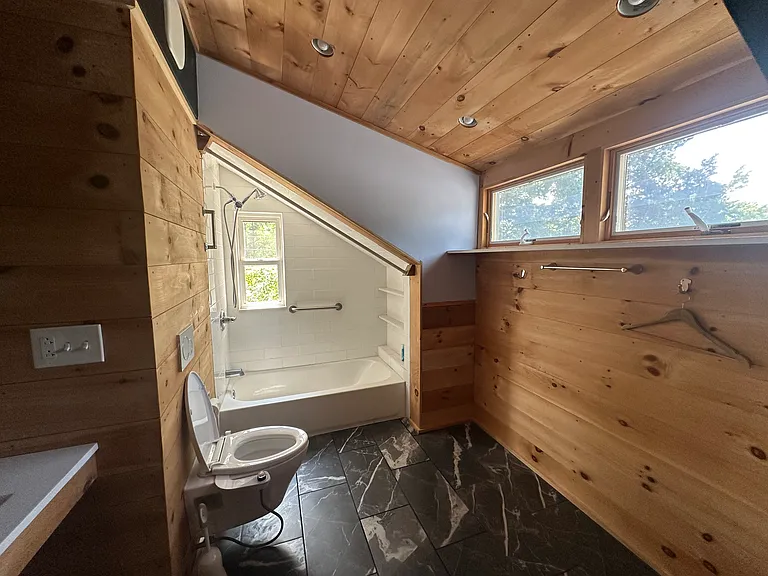 Upstairs Bathroom