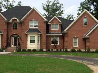 3 Katsikis Ct, Andover, MA 01810