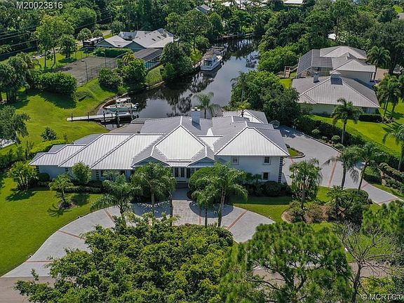 2nd image of 5047 SW Anhinga Ave