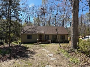 8703 Camborne Ct, North Chesterfield, VA 23236