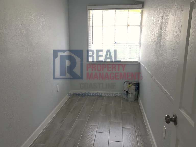 1415 10th St W — Photo 15