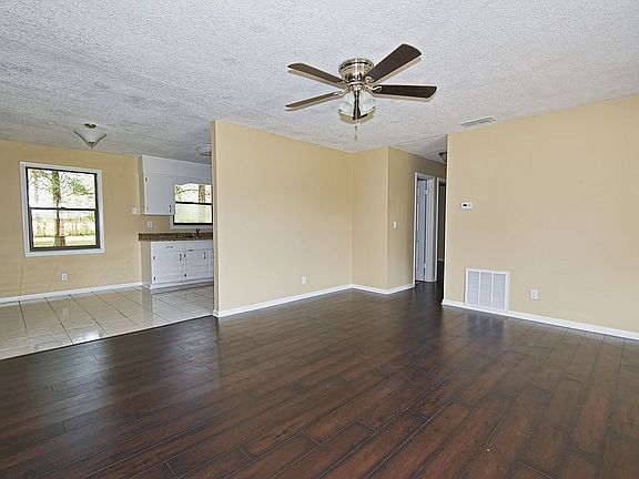 4th image of 11485 SE 80th Ct
