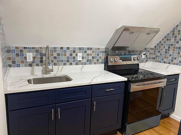 4th image of 150 Delaware Ave #2B