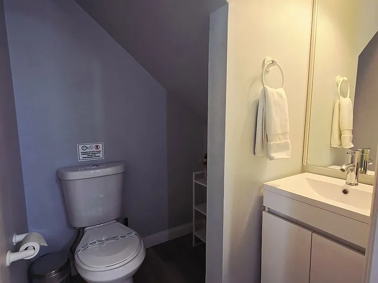 5045 Spencer St #B — Photo 10
