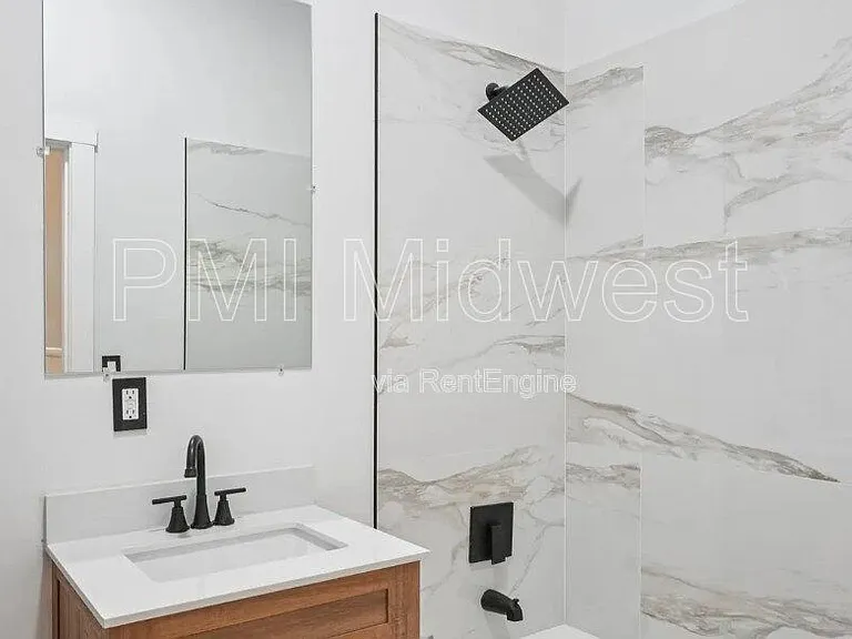 941 King Ave — Photo 16