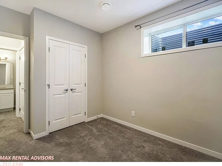 9495 229th St NW #BASEMENT — Photo 8