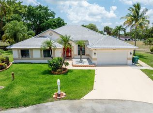 7824 NW 83rd St, Tamarac, FL 33321