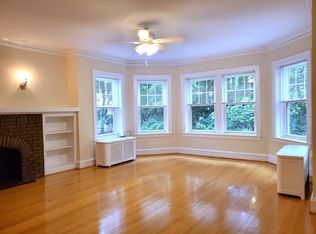2305 W Arthur Ave #2, Chicago, IL 60645