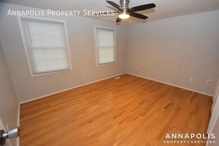 528 Bay Green Dr — Photo 22