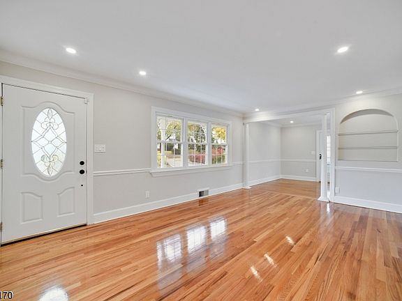 2nd image of 139 Hillside Ave