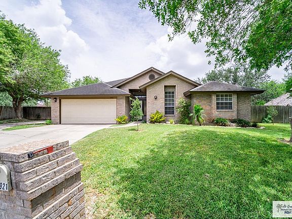3rd image of 2921 Bay Hill Ct