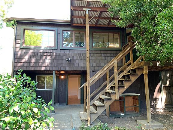 4th image of 8479 Grape Ave