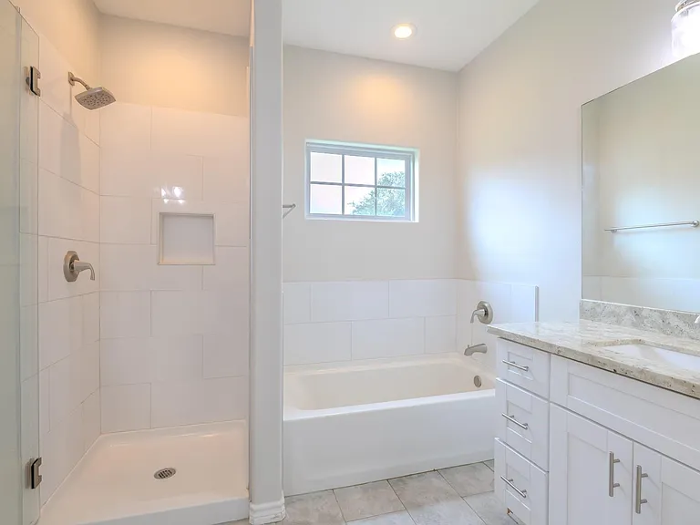 2422 Cardinal Dr — Photo 15