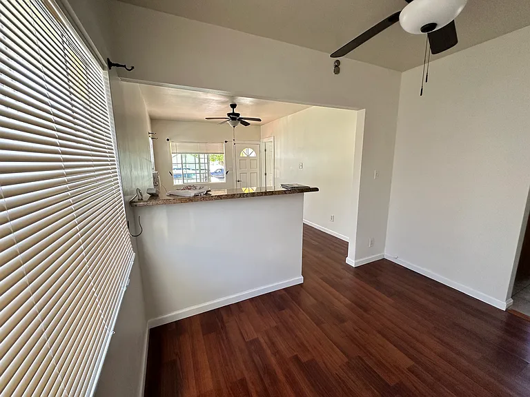 821 Orange Grove Ave — Photo 13
