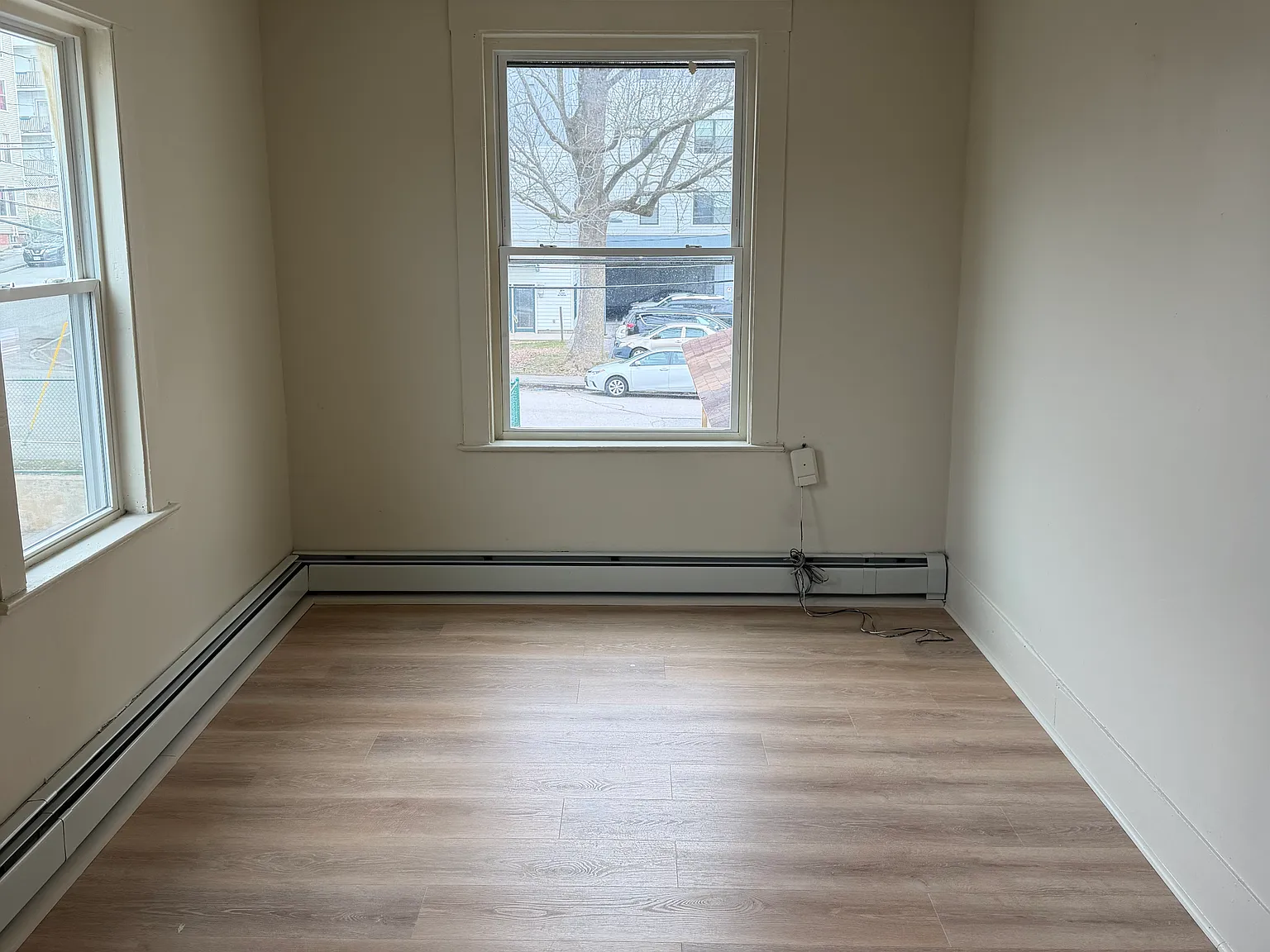 3 bed, $1,650 — Photo 2