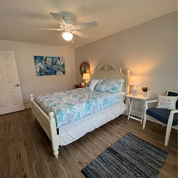 852 NE 7th Pl — Photo 18