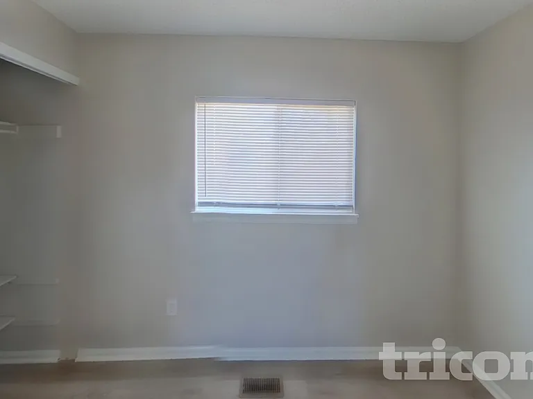 2674 Deliverance Dr — Photo 10