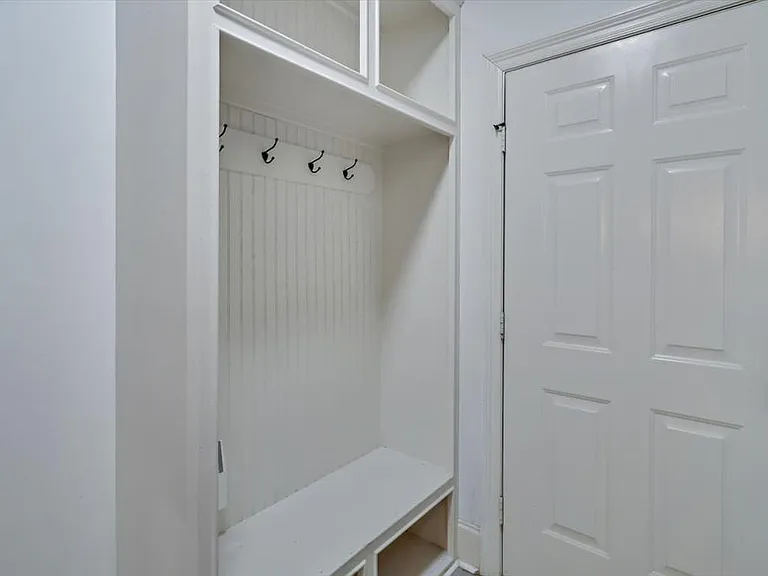 131 Stillhouse Creek Dr — Photo 12