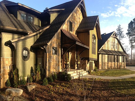 2nd image of 1905 Tall Pines Dr SE