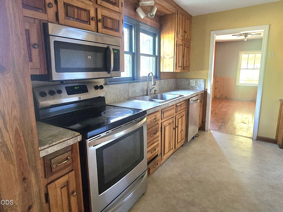 13th image of 4490 Holland Loop Rd