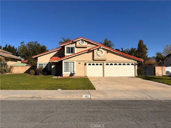 582 W Galway St, Rialto, CA 92377