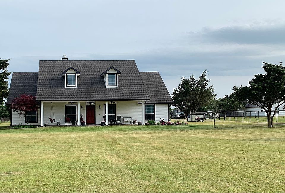 1st image of 4169 Val Rose Ln