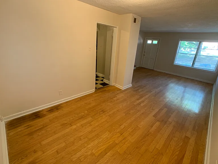 1661 Valley Ave — Photo 39