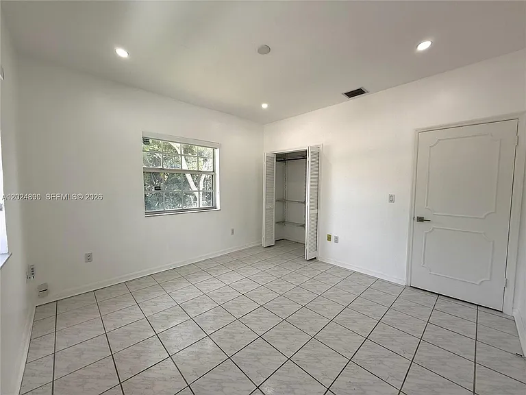 502 Madeira Ave #A — Photo 12