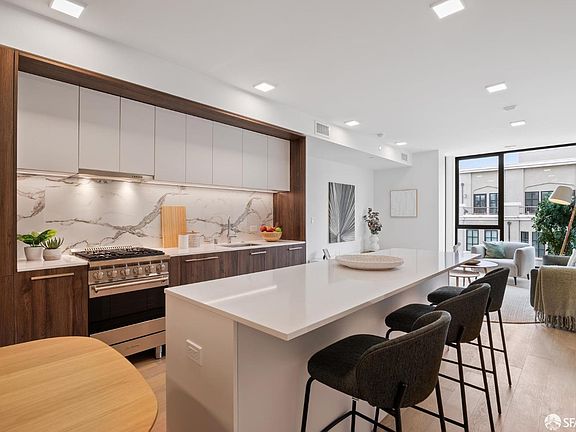 3rd image of 1580 Pacific Ave #503