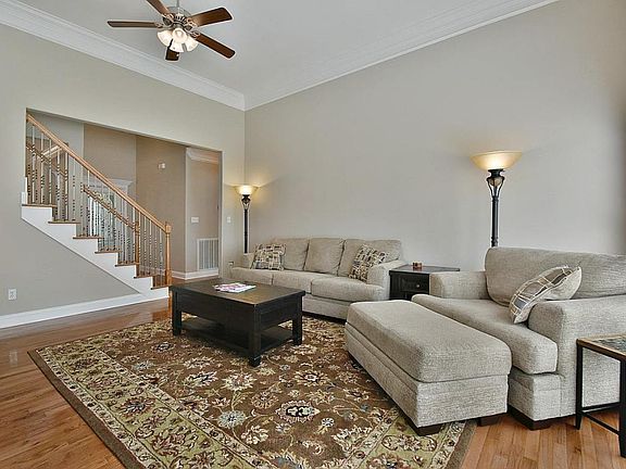 4th image of 2001 Cascade Falls Ln