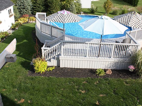 Shed 30ft pool, Custom Deck