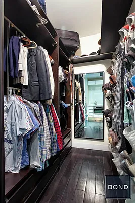 Sold by Bond New York | media 4