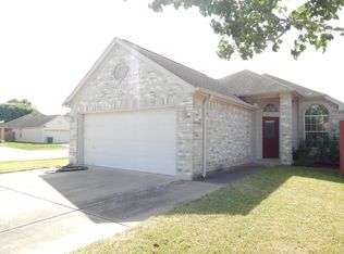 102 Providence Ct, Victoria, TX 77904